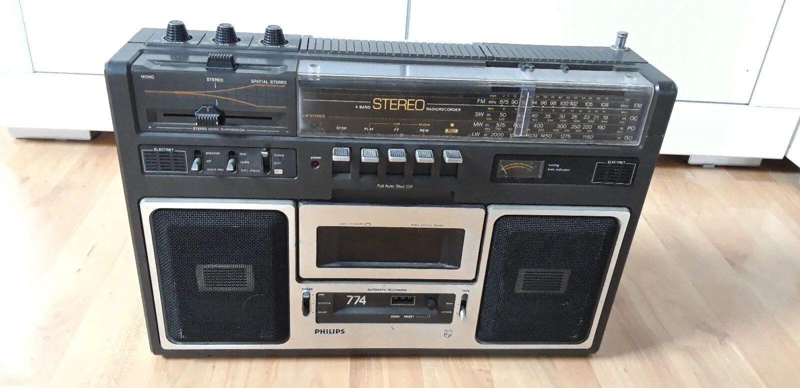 Philips 774 4-Band Stereo Radiorecorder Kassettenrecorder-0